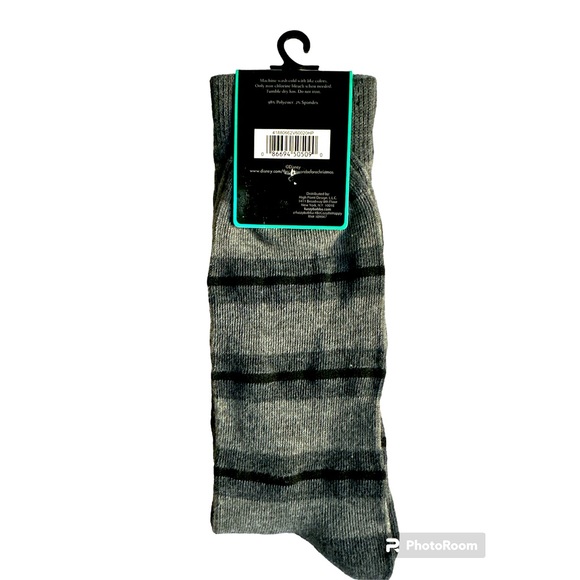 NWT DISNEY TIM BURTONS “ THE NIGHTMARE BEFORE CHRISTMAS” SOCKS. SIZE 10-13 - Picture 2 of 4